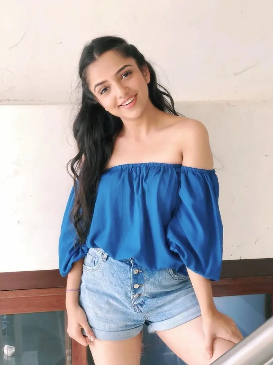 College Girl Escort Rawalpindi